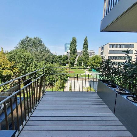 Kahlenbergblick Im Viertel Zwei Apartamento Viena Exterior foto