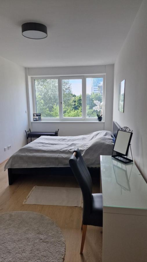 Kahlenbergblick Im Viertel Zwei Apartamento Viena Exterior foto